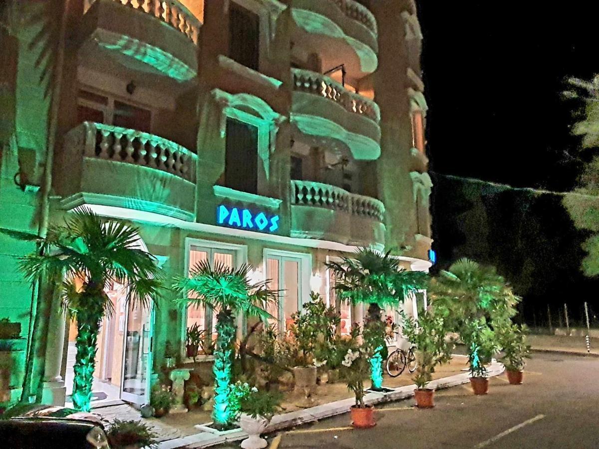 Family Hotel Paros Pomorie Extérieur photo